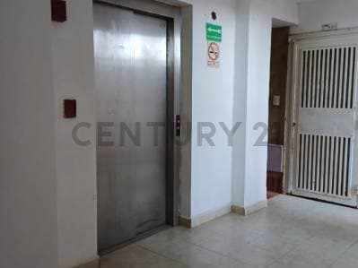 Apartamento en Los Robles - photo 4