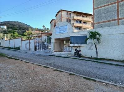 Apartamento en Los Robles - photo 2