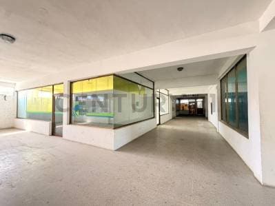 Edificio comercial con 9 locales - photo 4