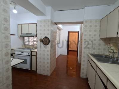 Apartamento en venta en la Urb Jorge Coll Isla de Margarita - photo 3