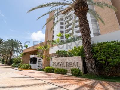 Residencias Playa Real, vista al mar en Playa Moreno, Pampatar