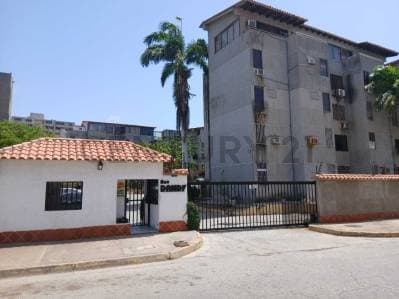 VENTA APARTAMENTO RESIDENCIAS EL DANDY EN COSTA AZUL, PORLAMAR MARIÑO