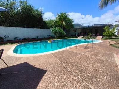 POSADA EN VENTA EN LA AVENIDA 31 DE JULIO SECTOR EL TIRANO - photo 2