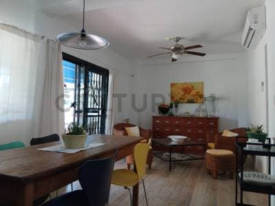 Townhouse Moderno Estilo Europeo en La Mira cerca de Playa El Agua (Oportunidad) - photo 4