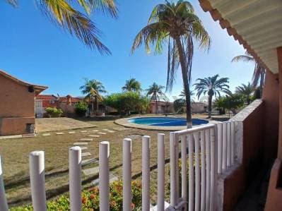 CASA CON DOS APARTAMENTOS INDEPENDIENTES EN PORLAMAR, ISLA DE MARGARITA - photo 2