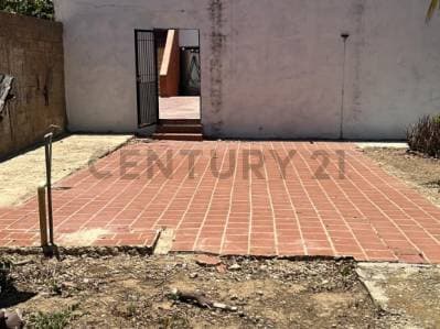 Oportunidad: en la Asuncion 3 viviendas con terreno a pie de calle - photo 4