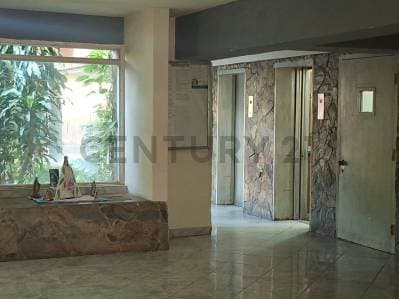 Apartamento en venta en la Urb Jorge Coll Isla de Margarita - photo 2
