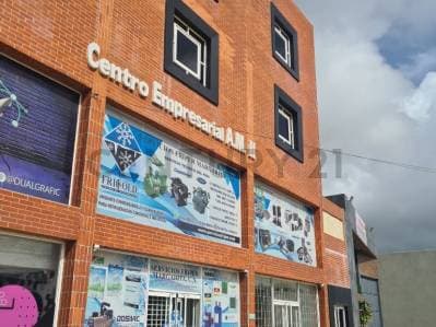 Oficina a estrenar con baño y Aire Acondicionado Central nuevo - photo 2