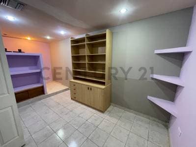 venta oficina comercial en excelente estado, amueblada - photo 4