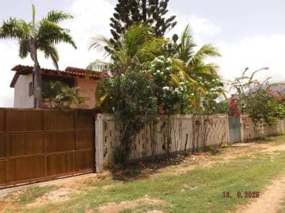 Terreno con tres casas en Antolin del Campo - photo 4
