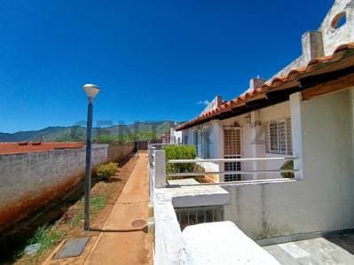 casa en venta en terrazas de Guatamare, vía Porlamar la Asunción - photo 3