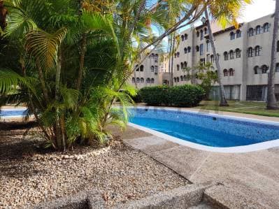 SE VENDE THOWHOUSE EN COSTA AZUL
