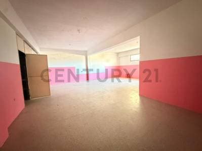 Edificio comercial con 9 locales - photo 5