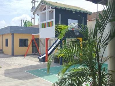 CASA RESIDENCIAL EN PLAYA EL AGUA CON POTENCIAL TURISTICO Y COMERCIAL - photo 5