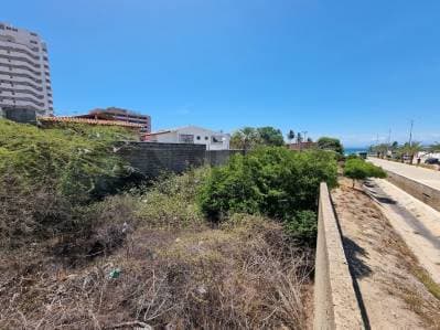 ubicacion inbaltible> terreno a pasos de la playa en el paseo de porlamar - photo 4