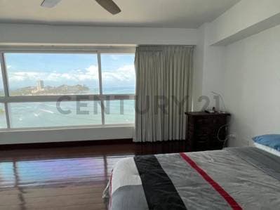 El penthouse de tus sueños: Vistas infinitas al mar en Conjunto Maiomar - photo 3