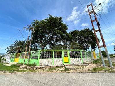 Negocio, Locales comerciales con Terreno