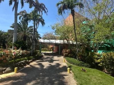 Apartamento en excelente condominio a orilla de playa - photo 3