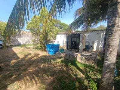 AMPLIA CASA EN LA MIRA DE PLAYA EL AGUA PARA REMODELAR - photo 3