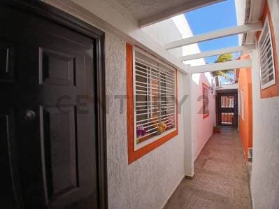 CASA CON DOS APARTAMENTOS INDEPENDIENTES EN PORLAMAR, ISLA DE MARGARITA - photo 3