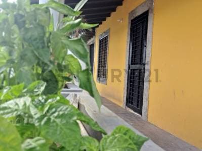 CASA RESIDENCIAL EN PLAYA EL AGUA CON POTENCIAL TURISTICO Y COMERCIAL - photo 4