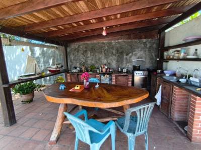POSADA EN VENTA EN LA AVENIDA 31 DE JULIO SECTOR EL TIRANO - photo 3