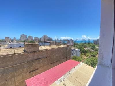 Isla de Margarita, Centro Empresarial Bolivar, Oficina de 42 m2