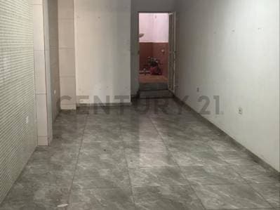 excelente local con ubicación estratégica comercial en Porlamar - photo 2