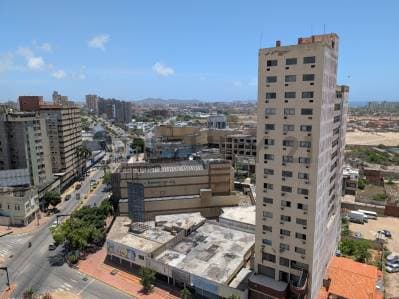 Amplio apartamento en el Edificio La Torre en Porlamar
