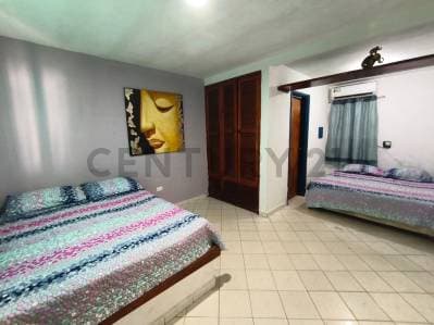 POSADA EN VENTA EN LA AVENIDA 31 DE JULIO SECTOR EL TIRANO - photo 4
