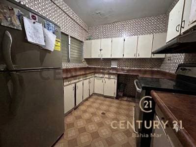 Inversión estratégica Casa con Uso Comercial Urbanización Jorge Coll - photo 3